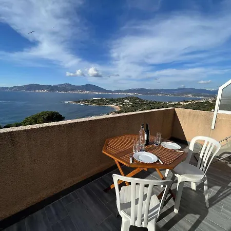 T2 Climatise Avec Terrasse Vue A Porticcio - Fr-1-61-604 *